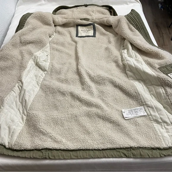 Abercrombie & Fitch Sherpa Lined Utility Jacket Y2K Olive Green Women’s Medium - Picture 8 of 11